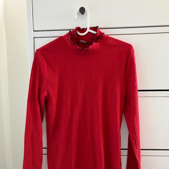 Red knit turtleneck - Picture 1 of 7